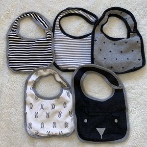 Cloud island bib set